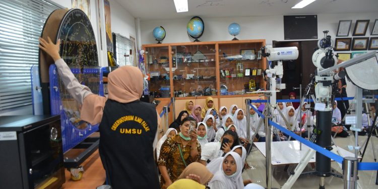 Belajar Mengenal Rasi Bintang Bersama SMP Al Azhar