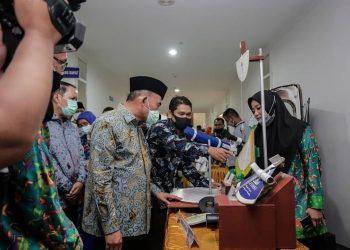 Menko PMK Prof. Dr. Muhadjir Effendy Apresiasi Produk Astronomi Tim OIF UMSU