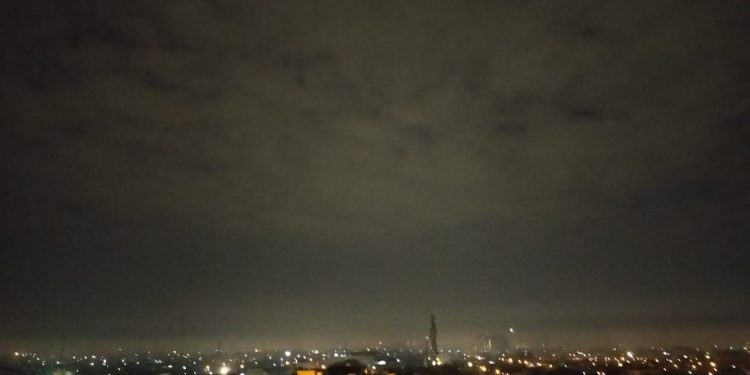 Observasi Bulan di Atas Kakbah