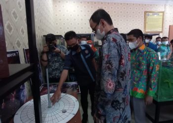 Direktur Jendral Pendidikan Tinggi Kemendikbud RI berkunjung ke Stand OIF UMSU.