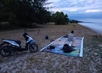 Pengambilan Data SQM Waktu Subuh di Pantai Kedai Tigo, Barus, Tapanuli Tengah