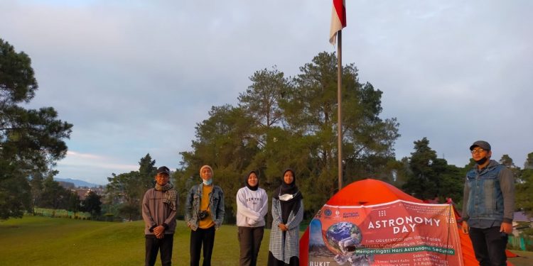 Astronomy Day Oktober 2021 dan Pengamatan Hujan Meteor
