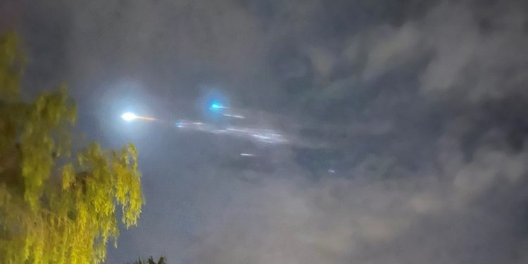Re-Entry Sampah Antariksa Terlihat di Indonesia