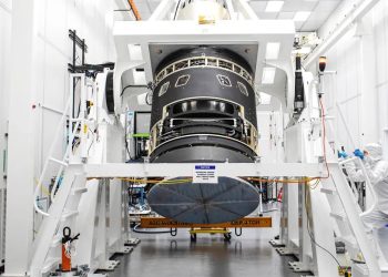Kamera 3200 Megapixel membuat Astronom Ngiler