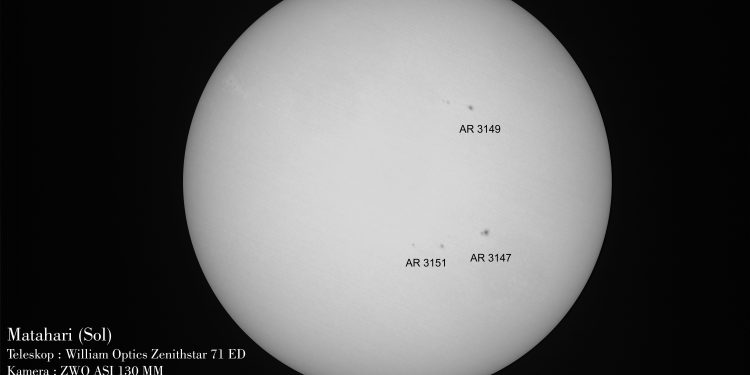 Matahari dalam Panjang Gelombang Visual 24 November 2022