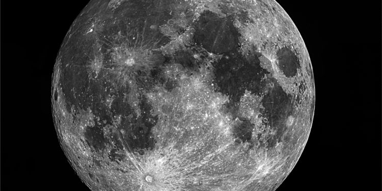 Bulan Waxing Gibbous 7 Desember 2022