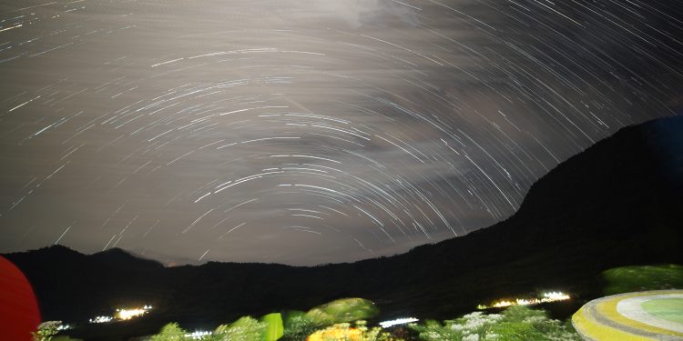 Startrail Langit di Puncak Adem, Langkat