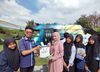 OIF Goes To School #6 “SMK IT Marinah Al-Hidayah”