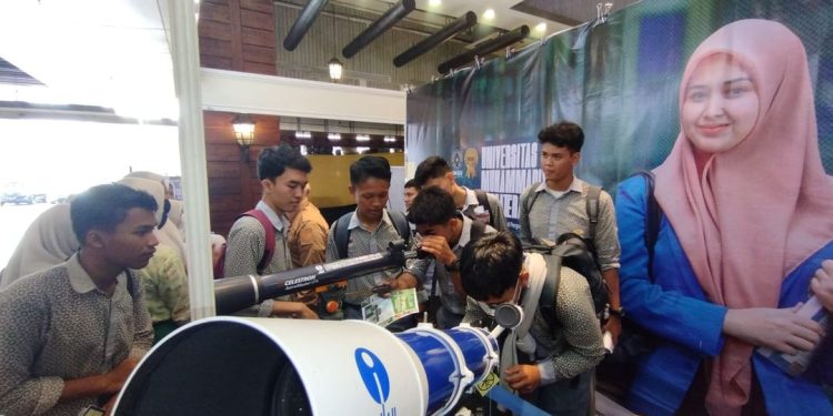 Sukseskan Pameran di RCW, OIF UMSU dan UMSU Banjir Pengunjung!!