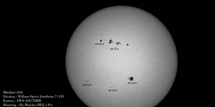 Matahari pada Panjang Gelombang Visual 24 Mei 2023
