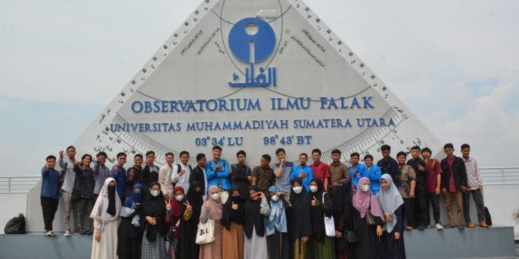 Mahasiswa Ma’had Abu Ubaidah Kunjungi OIF UMSU