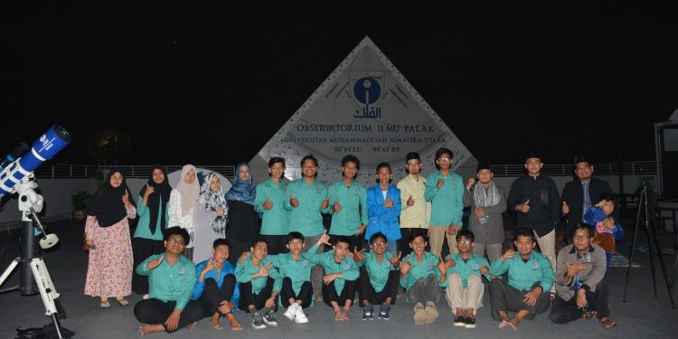 Sambut Gerhana Bulan Parsial, OIF UMSU Gelar Diskusi dan Shalat Gerhana
