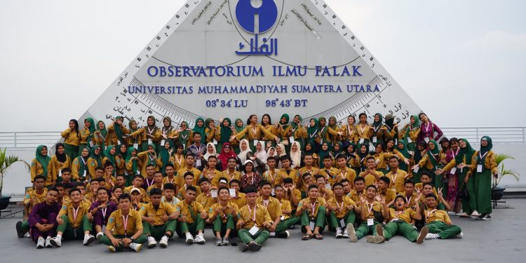 SMAN 14 Pekanbaru Berkunjung Ke OIF UMSU