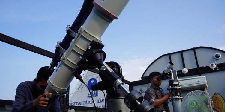 Melalui MuON, OIF UMSU Jalin Kolaborasi Pengamatan Hilal Zulhijah 1445 H Bersama 3 Observatorium milik Muhammadiyah