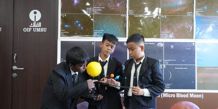 Kunjungan SMP Dharma Bakti