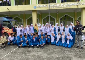 OIF Goes to School SMP Muhammadiyah 60 Medan