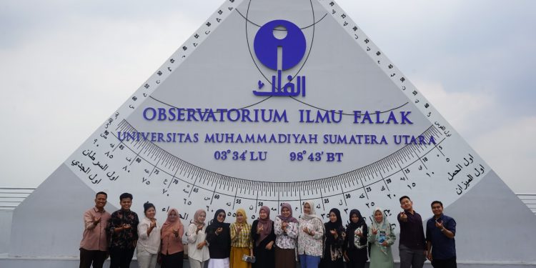 Mahasiswa Magister Matematika UMSU Kunjungi Observatorium Ilmu Falak