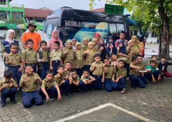 OIF Goes to School di SD Muhammadiyah 12 Medan Helvetia