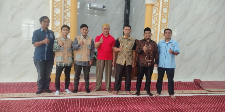 Pengukuran Arah Kiblat di Masjid Taqwa PCM Pulo Brayan Darat Medan