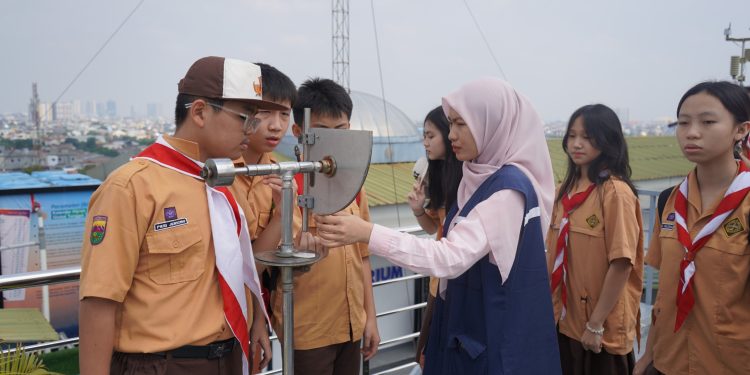 Kunjungan sekolah SMP swasta Maitreyawira Deli Serdang