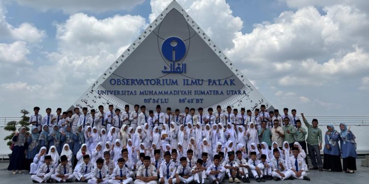 Kunjungan dari MTS Al Fajar Sei Mencirim