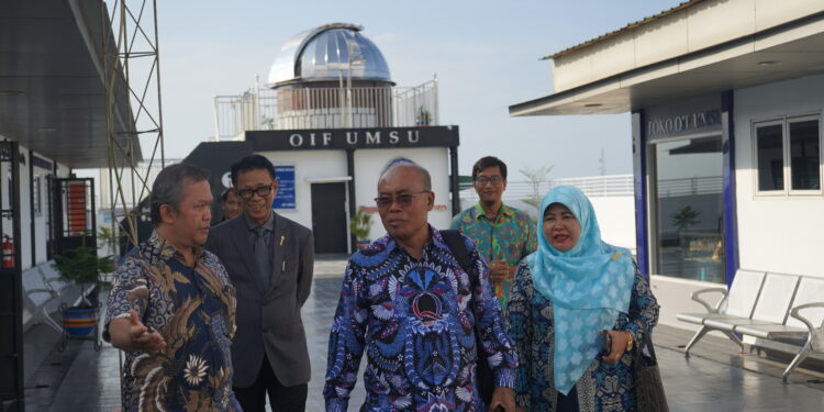 Guru Besar Universitas Negeri Jakarta Kunjungi OIF UMSU
