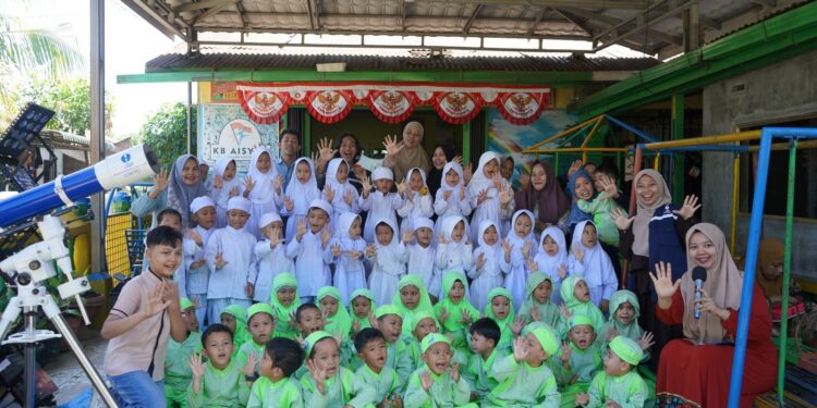 OIF UMSU Laksanakan OIF Goes to School #23 di PAUD AISYAH